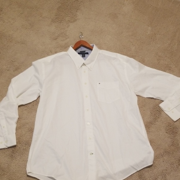 Tommy Hilfiger Other - Tommy Hilfiger button down dress shirt